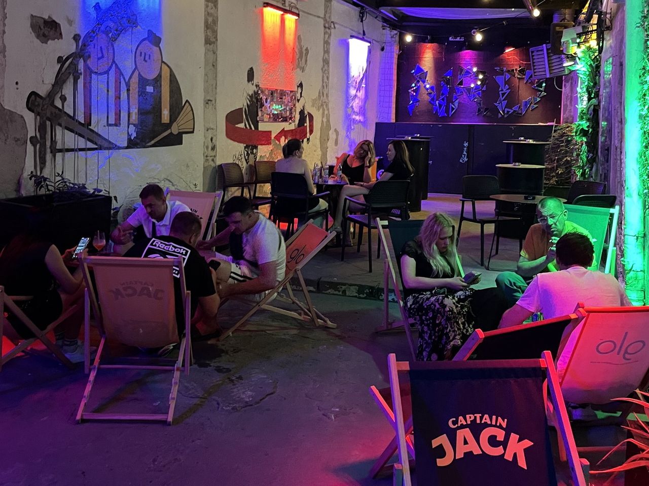 DJ Ike i DJ Gramochłonny w NRD: Pogoda wciąż nie rozpieszcza, ale karawana jedzie dalej