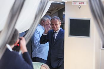 Kancelaria Premiera ujawnia listę lotów Tuska. Jedna rzecz zwraca uwagę