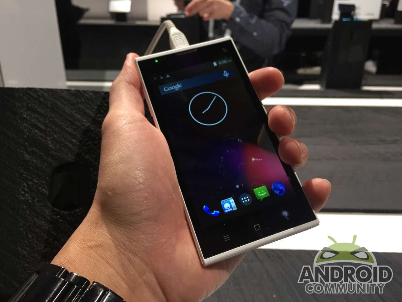 Smartfon do selfie i niedrogie tablety, czyli Polaroid na CES 2015 14