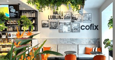 Coxfix Lublin. Kawiarnia w centrum Lublina zaprasza na wspólne spędzanie czasu podczas Carnaval Sztukmistrzów!
