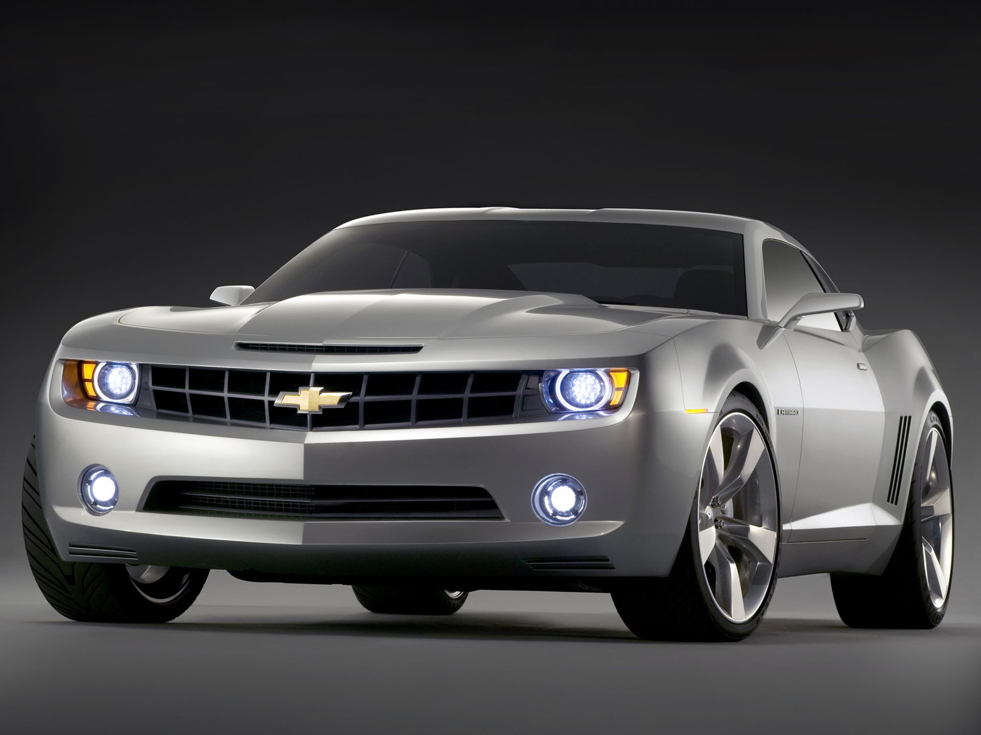 Ewolucja amerykańskiej legendy: Chevrolet Camaro 87