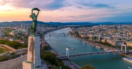 Nowe połączenia z Polski. Loty do "perły Dunaju" za mniej niż 100 zł