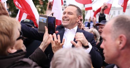 Skandal wyborczy w PiS. "Sprawa powinna wykluczyć Nawrockiego"
