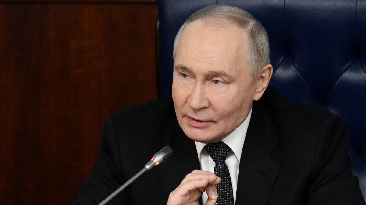 Russian President Vladimir Putin speaks during an expanded meeting of the Defence Ministry Board at the National Defence Control Centre in Moscow, Russia, 17 December 2025. EPA/KRISTINA KORMILITSYNA/SPUTNIK/KREMLIN POOL / POOL MANDATORY CREDIT Dostawca: PAP/EPA.