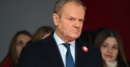 Wpadka premiera. Pomylił słowa hymnu
