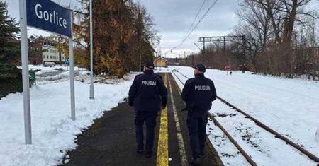 Zgłosił, że na torach kolejowych jest bomba. Grozi mu do 8 lat pozbawienia wolności