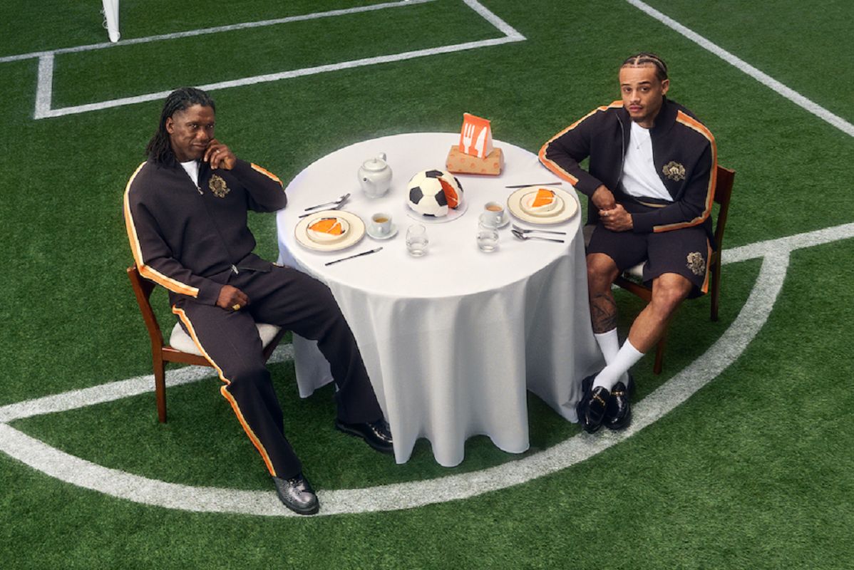 Xavi Simons i Clarence Seedorf w kampanii Pyszne.pl przed finałem Ligi Mistrzów