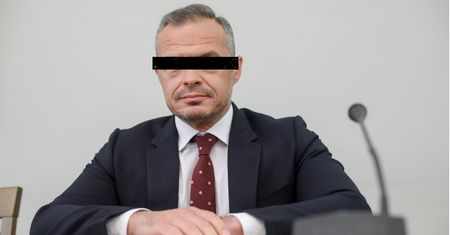 Od "złotego dziecka Platformy" po aferę zegarkową i zarzuty korupcyjne. To była barwna droga