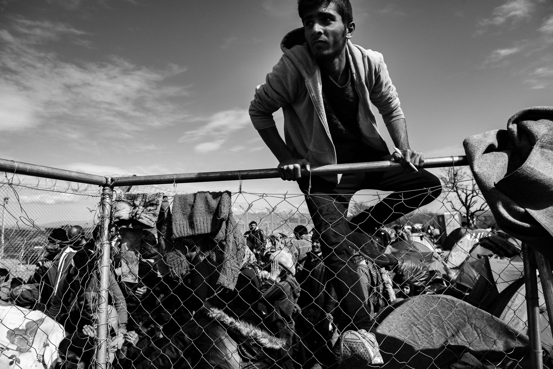 Szymon Barylski przez miesiąc fotografował obóz dla uchodźców między Grecją, a Macedonią 14