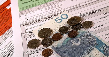 Ostatnie dni na rozliczenie PIT. Resort finansów apeluje ws. oszustów