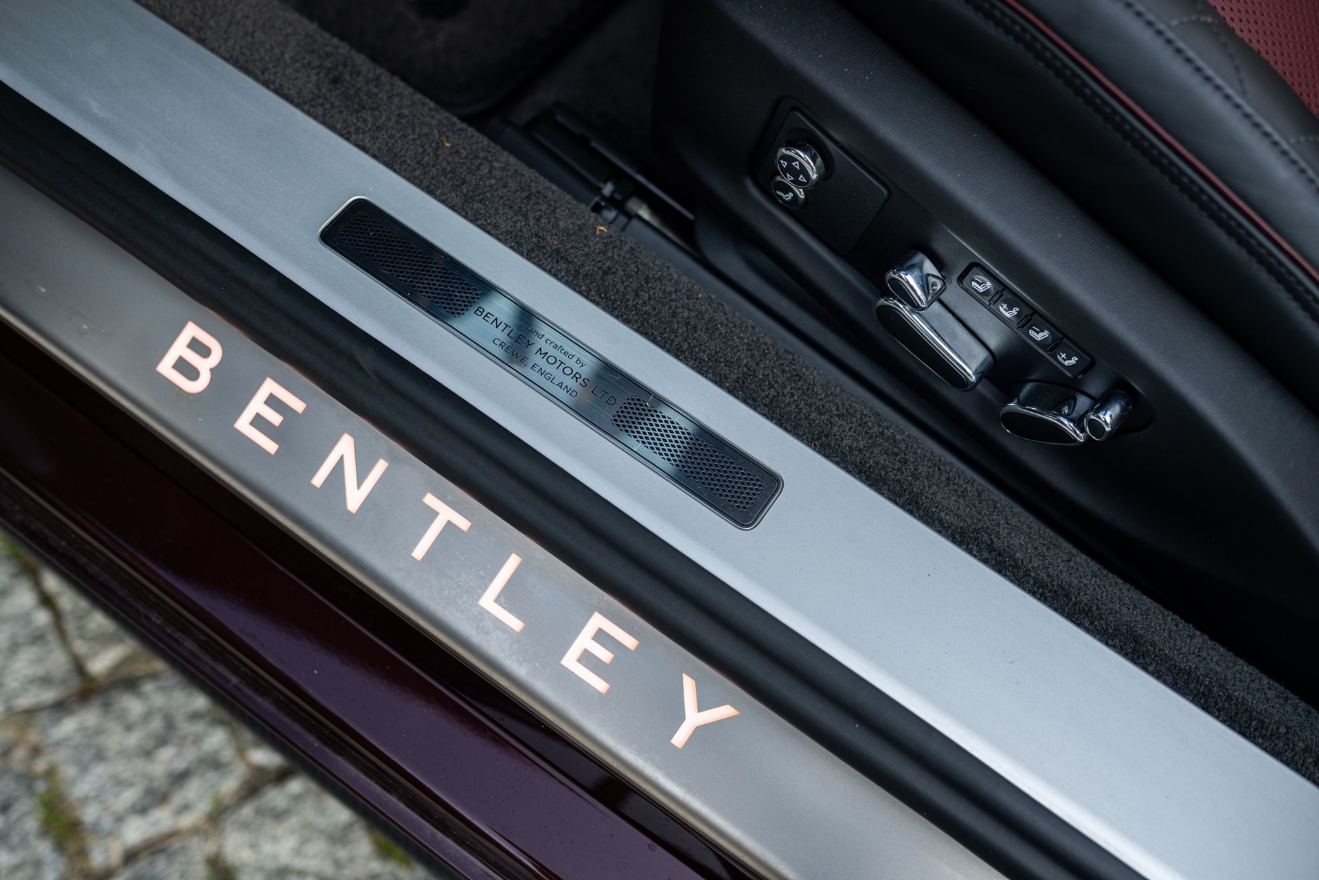 Bentley Continental GT Convertible V8 (2022)