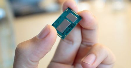 Intel Core m3-8114Y - kolejny procesor w 10 nm na horyzoncie