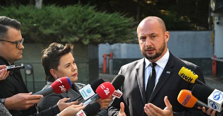 Siewiera dementuje. "Nie mam planów, ani chęci"