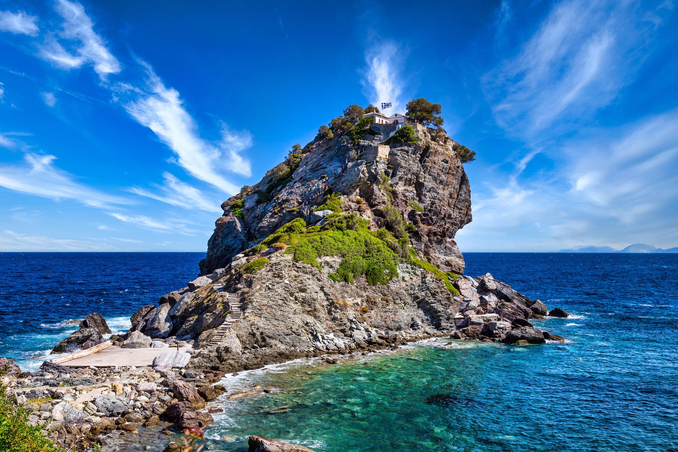 Agios Ioannis to najbardziej znane miejsce na wyspie