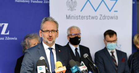 Posypią się mandaty za brak maseczek. "Mamy do czynienia z eksplozją pandemii"