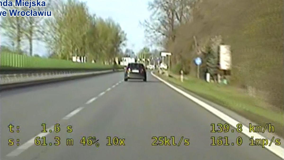 Kierująca przekroczyła prędkość w terenie zabudowanym aż o 89 km/h