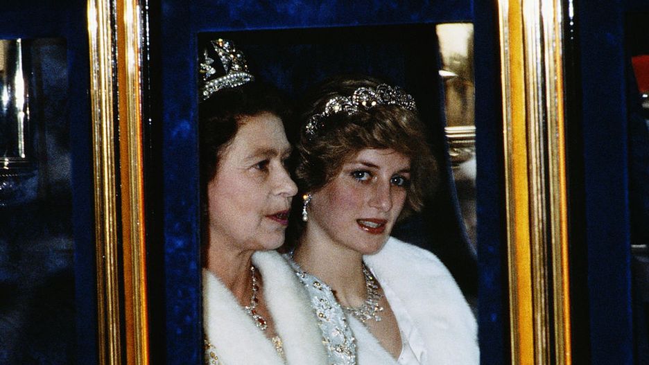 Księżna Diana i królowa Elżbieta II