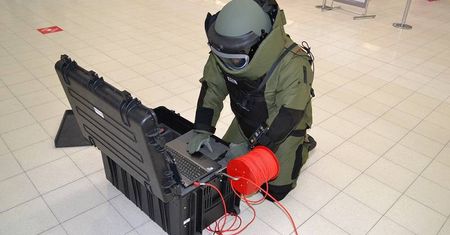 Lublinianin zostawił na lotnisku bagaż bez opieki. Dostał najwyższy możliwy mandat