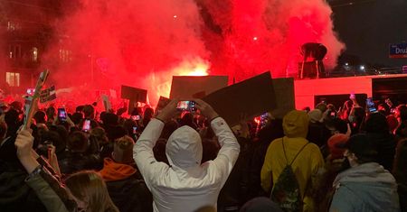Aborcja w Polsce. Protesty w ok. 60 miastach po wyroku Trybunału Konstytucyjnego