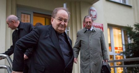 Kontrole u ojca Rydzyka. Skarbówka bada finanse, ale to tylko początek