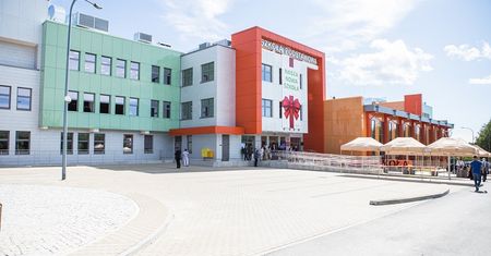 Koronawirus w 14 szkołach. Uczniowie na zdalnym lub hybrydowym nauczaniu