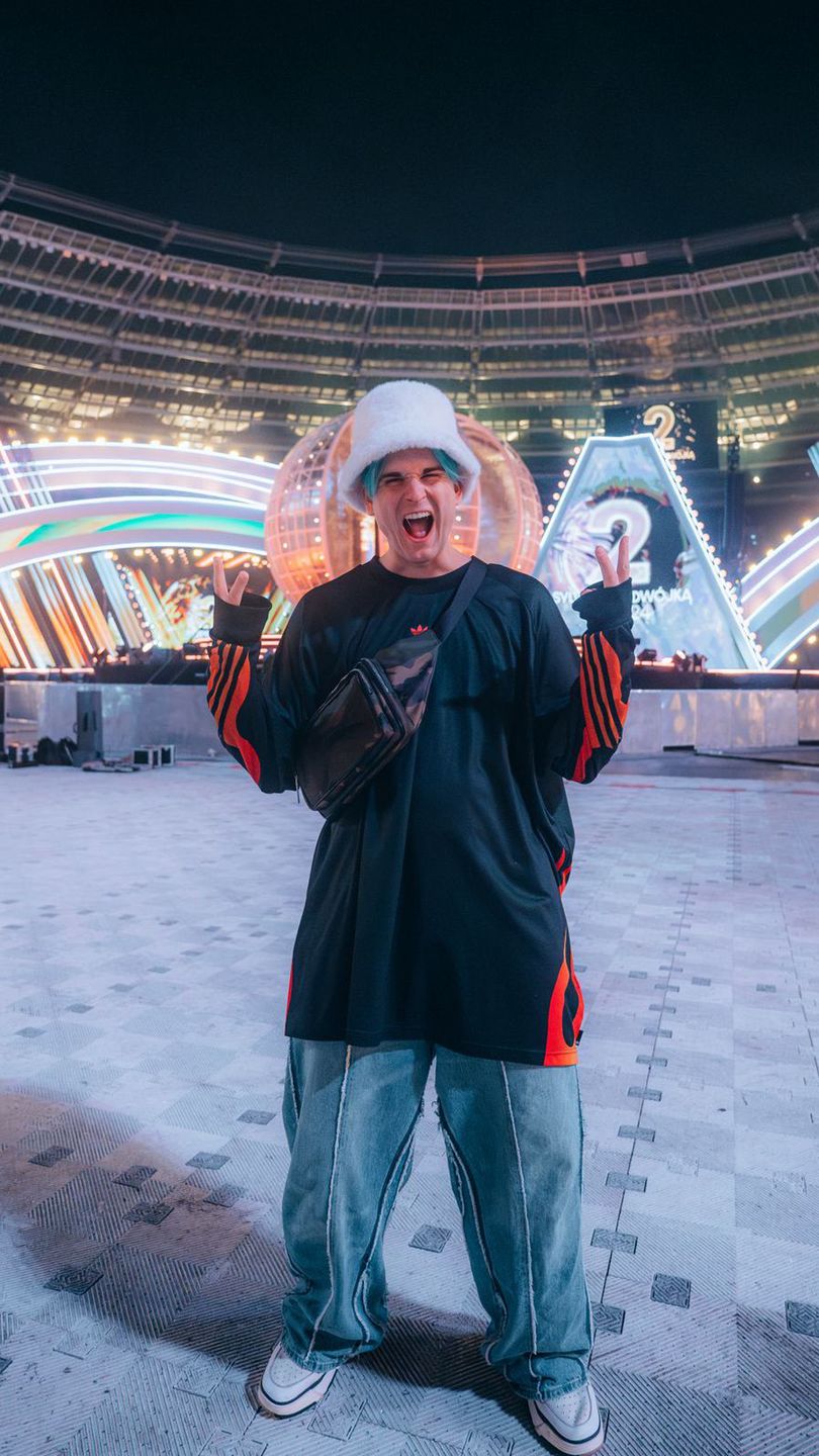 Tribbs wyprowadza się do Londynu