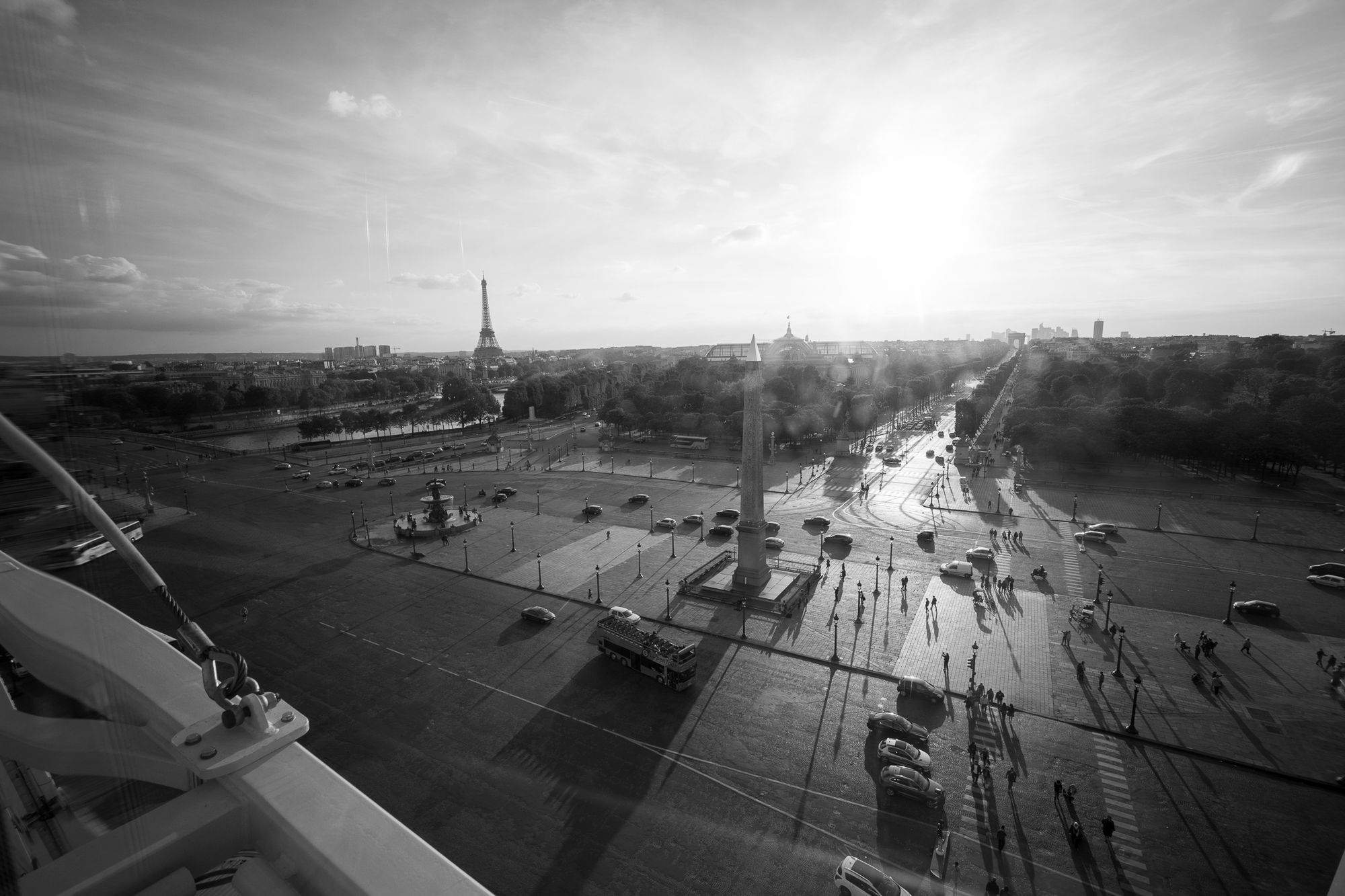 Paryż z szerszej perspektywy - Voigtländer Super Wide Heliar 15 mm f/4.5 Aspherical III 28