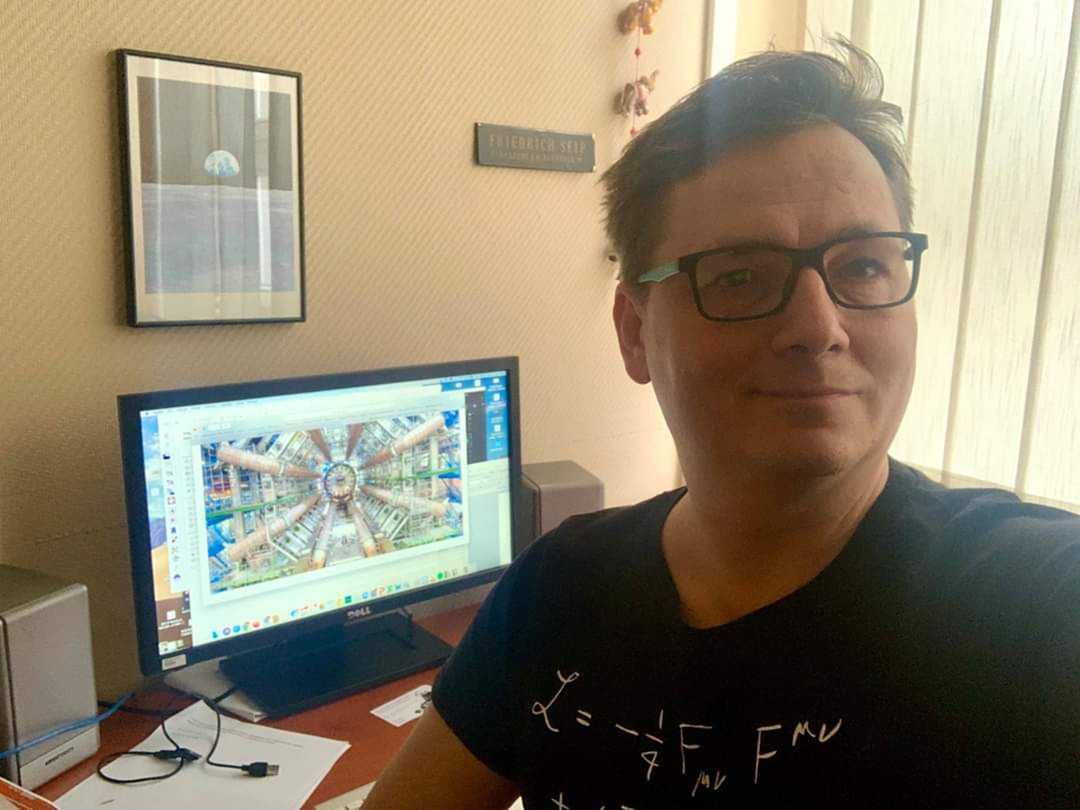 "Kieruj się na południe" już nie będzie takie samo. Rozmawiamy z polskim lektorem Map Google, który został zastąpiony przez syntezator