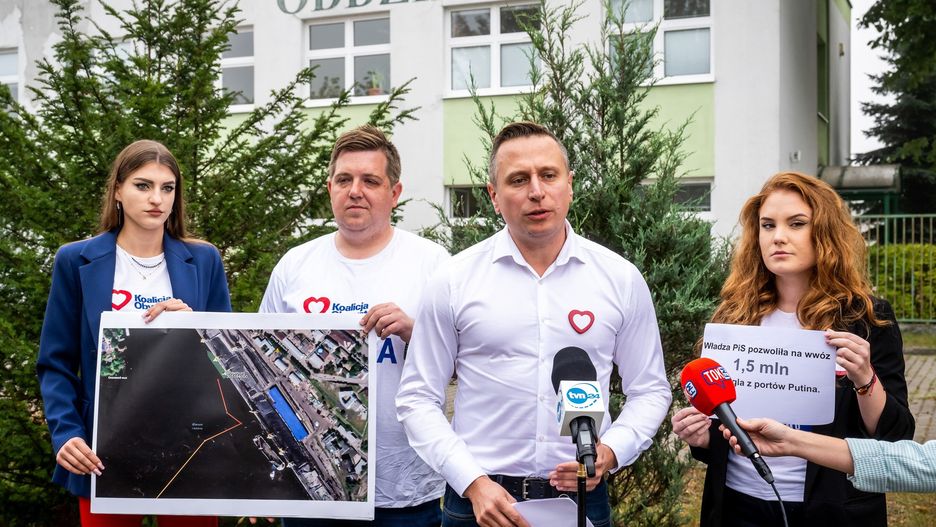 Senator Krzysztof Brejza twierdzi, że węgla z rosyjskich portów nikt nie kontroluje i nikt nie sprawdza