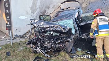 Dostali informację, że samochód spadł z wiaduktu. Prawda była inna