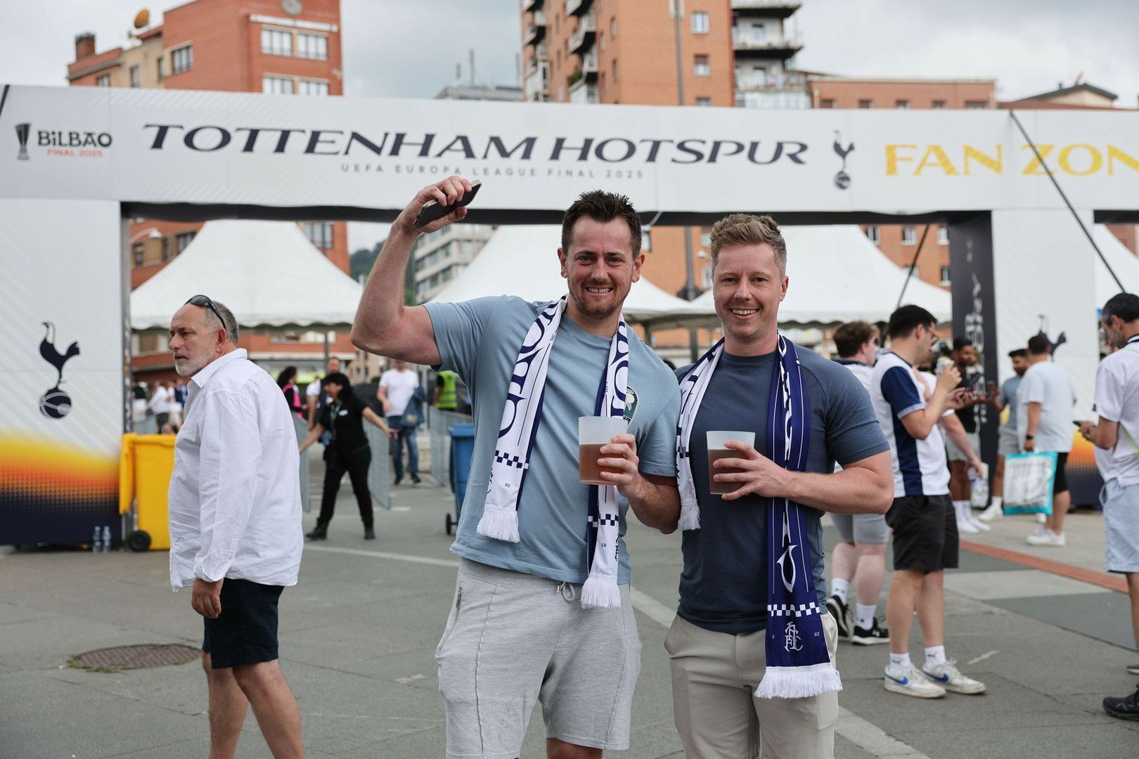 Kibice na meczu Tottenham United