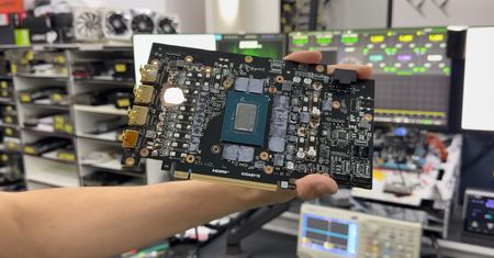 Frankenstein kart graficznych. Ożywił spalonego GeForce'a częściami z Radeona