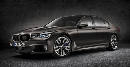 BMW M760Li xDrive (2016) – odpowiedź na propozycję Alpiny?