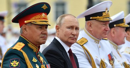 Wojna w Ukrainie. Zwrot na Kremlu? "Szojgu utracił zaufanie Putina"