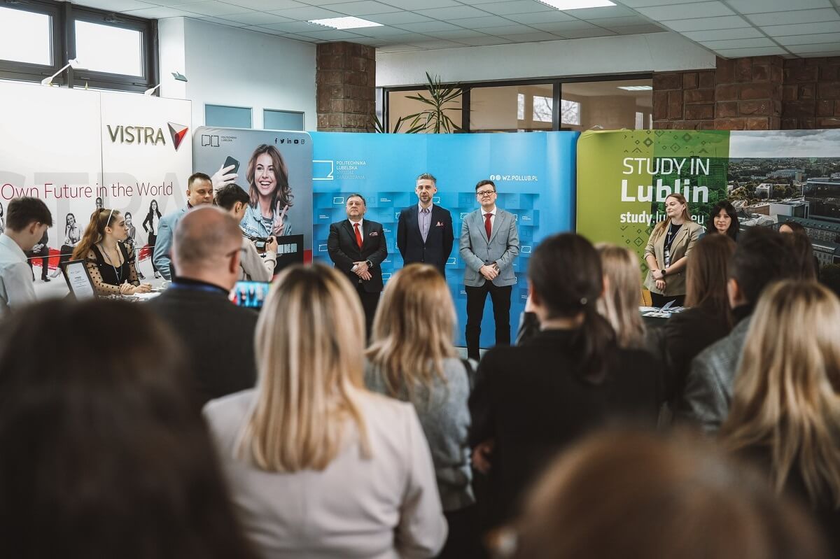 Targi pracy WZ EXPO 2024 na Wydziale Zarządzania Politechniki Lubelskiej 2 Fot. Kazimierz Kożuch