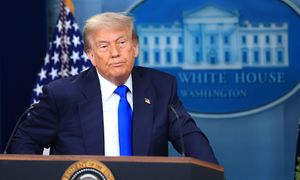 "Policjanci zaczęli krzyczeć". Relacjonuje strzelaninę na kolacji z Trumpem