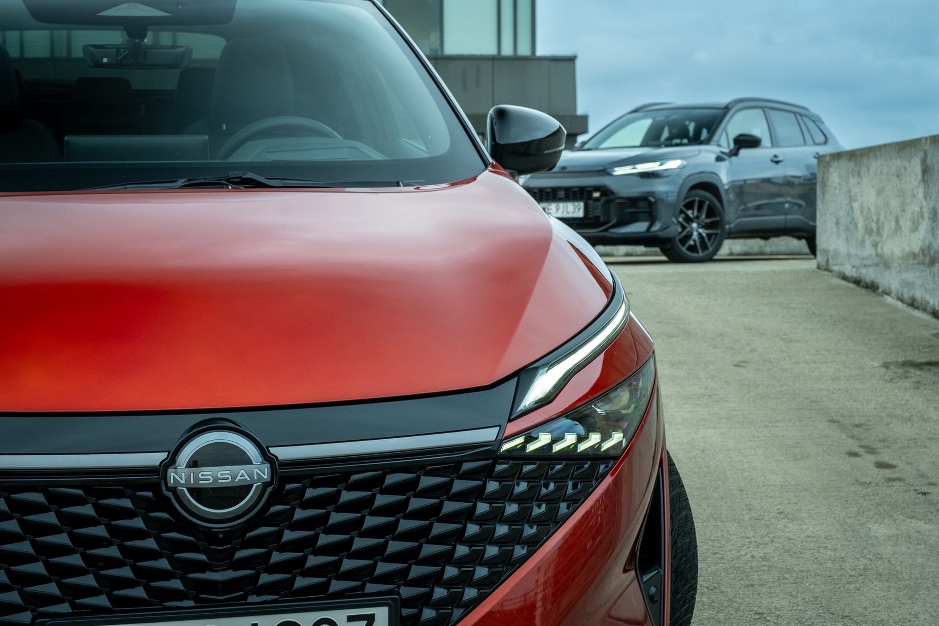 Nissan Qashqai e-Power kontra Toyota Corolla Cross GR Sport