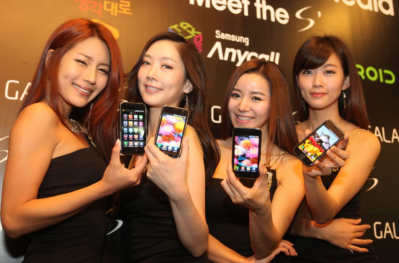 Rekord Samsunga Galaxy S: telefon w rękach 10 milionów klientów