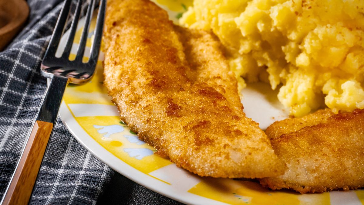 Sandacz wprost z patelni smakuje wyśmienicie. 