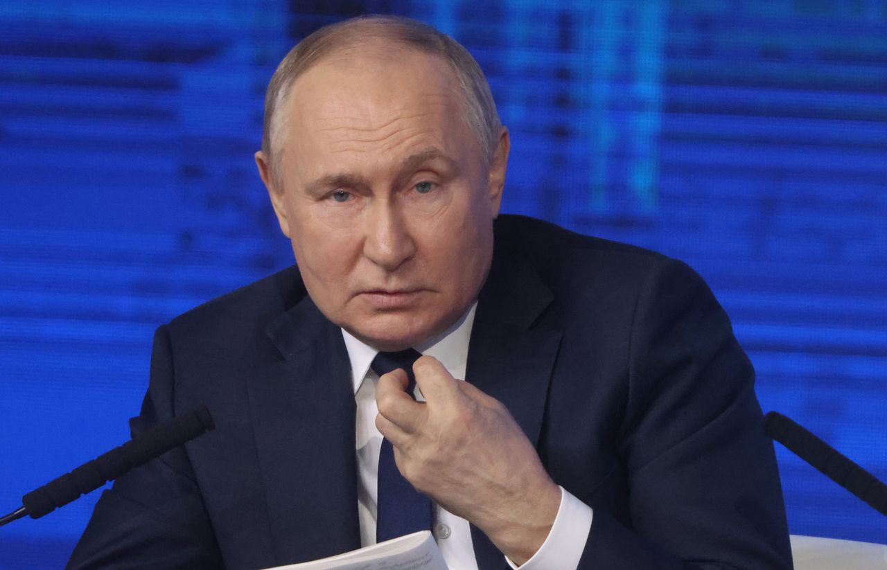 Putin wasn't telling the truth about exports. Russian companies are having problems.