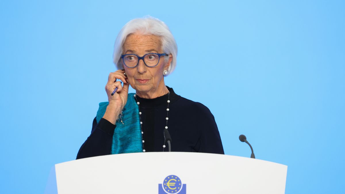 Christine Lagarde, president of the European Central Bank (ECB), at a rates decision news conference in Frankfurt, Hesse, Germany, on Thursday, Dec. 18, 2025. The European Central Bank left interest rates unchanged for a fourth straight meeting as inflation hovers around target and the euro zone weathers global shocks. Photographer: Alex Kraus/Bloomberg via Getty Images