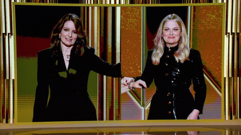 Tina Fey i Amy Poehler prowadziły 78. galę Złotych Globów z dala od siebie.