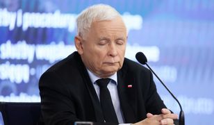 Jarosław Kaczyński prawie zasnął na konferencji. "Usypiający głos ministra"