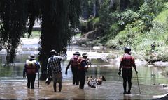Tragiczny chrzest. Gwałtowna powódź porwała dziesiątki ludzi
