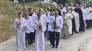 Dominikanie obchodzą 800-lecie przybycia do Sandomierza. Była uroczysta procesja, nabożeństwo i sadzenie "jackowej lipy". Zobacz zdjęcia
