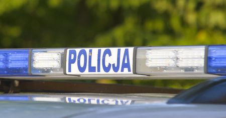 Warszawa. Zarzuty dla sprawcy pobicia motorniczej. Zwróciła uwagę na brak maseczki