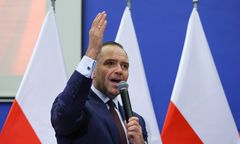 Szokujące słowa księdza na spotkaniu z Nawrockim. Wiemy, co na to kuria