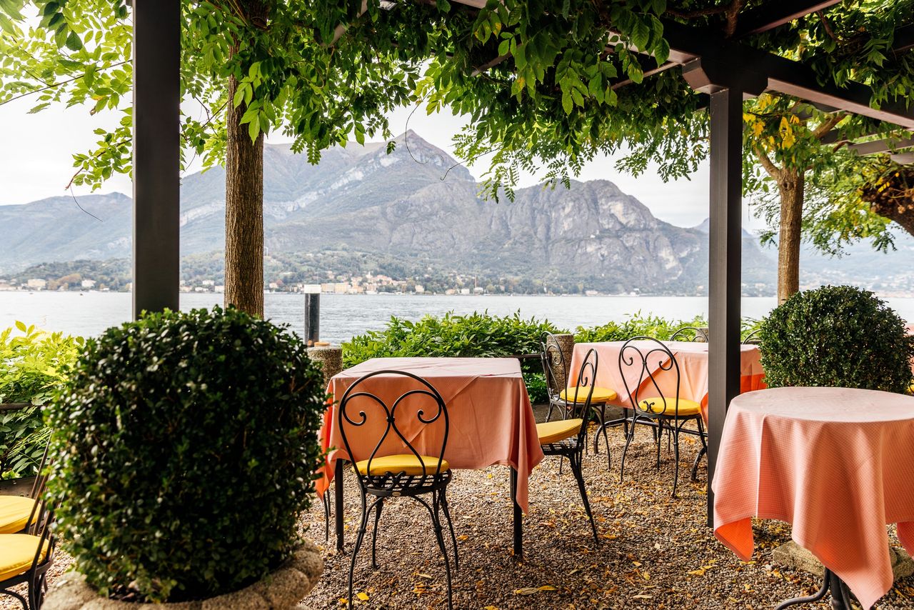 Nowe zasady we włoskim mieście. Nawet obrusy muszą mieć takie same