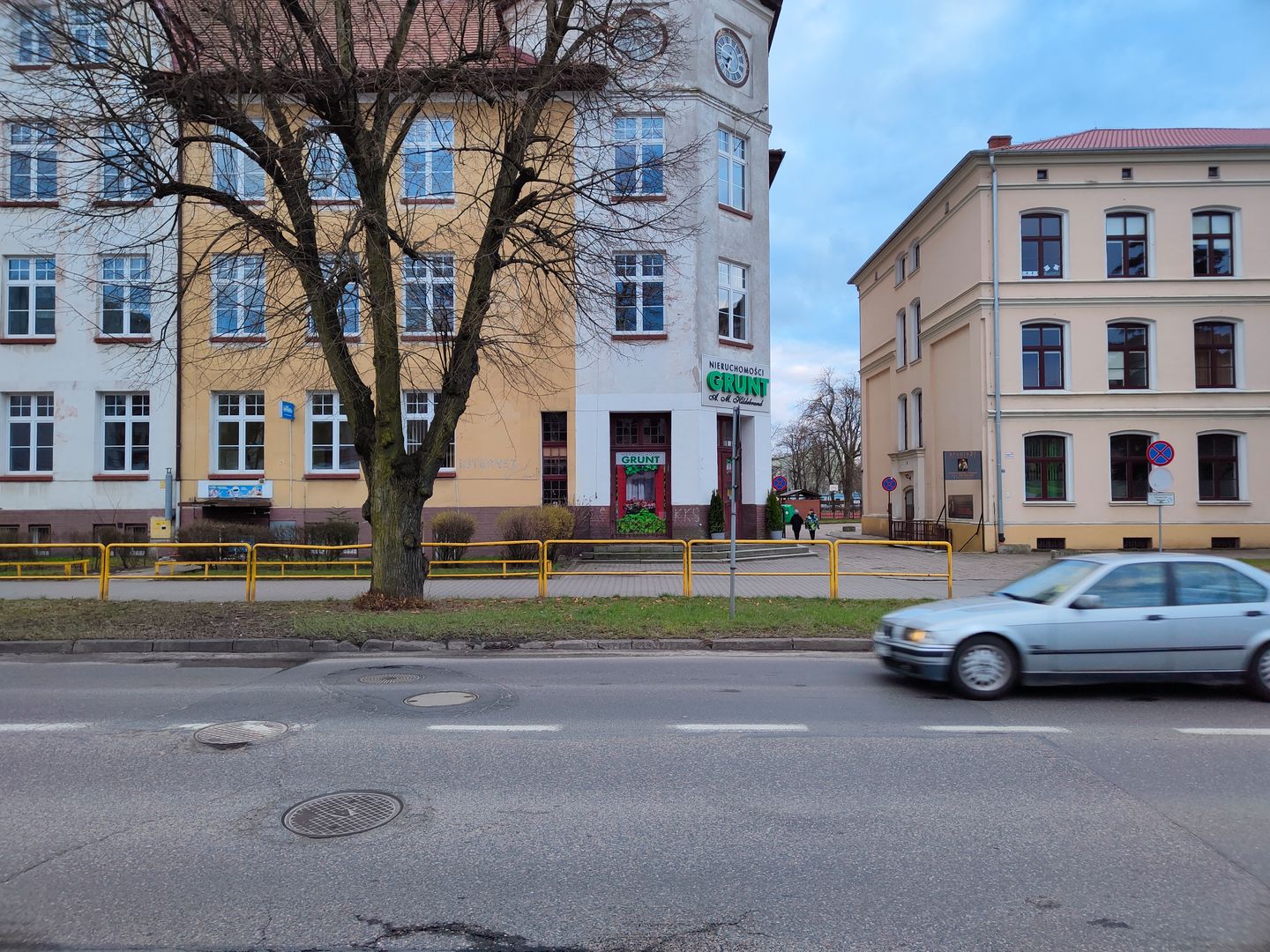 Test najtańszego smartfonu z aparatem 108 Mpix. realme 8 Pro spełnia swoje obietnice 44