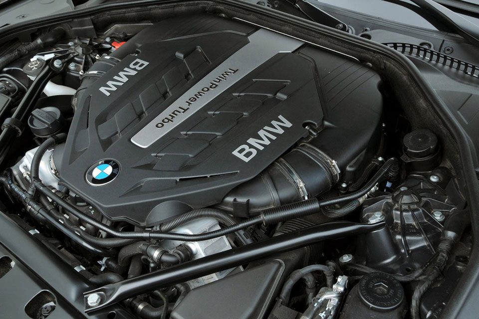 BMW serii 7 na rok 2013 - megagaleria niemieckiego okrętu flagowego 109